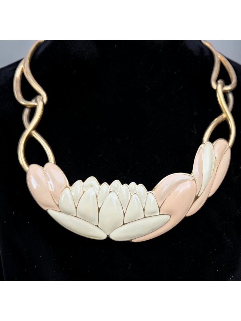 Vintage Monet 1980s Water Lily Enamel Collar Necklace Gold Signed Statement